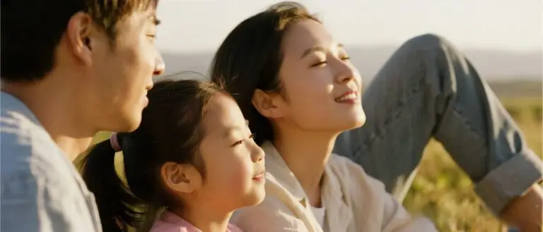 JOJO Healer 品牌經營親子瑜伽、兒童瑜伽、頌缽銅鑼等療癒服務。